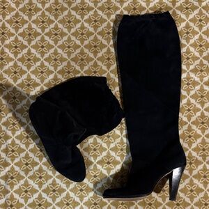 Elegant Black Knee-High Women's Boots Suede Scrunch